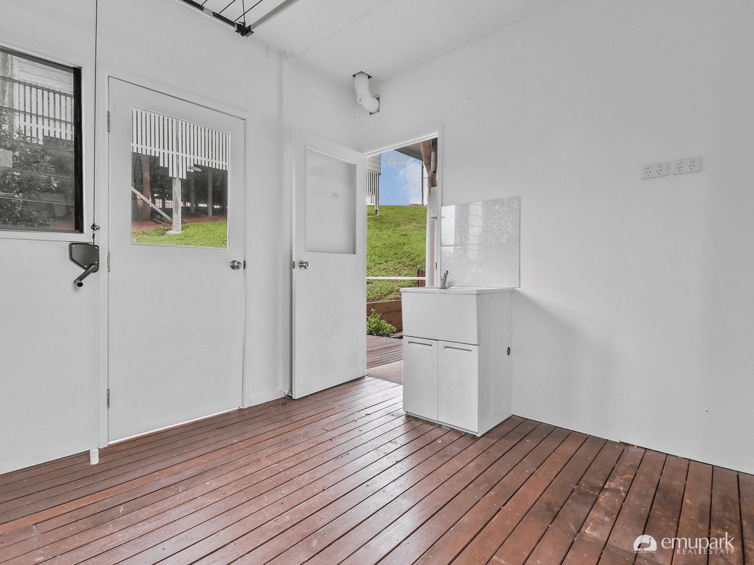 4 Bright Street, EMU PARK, QLD 4710