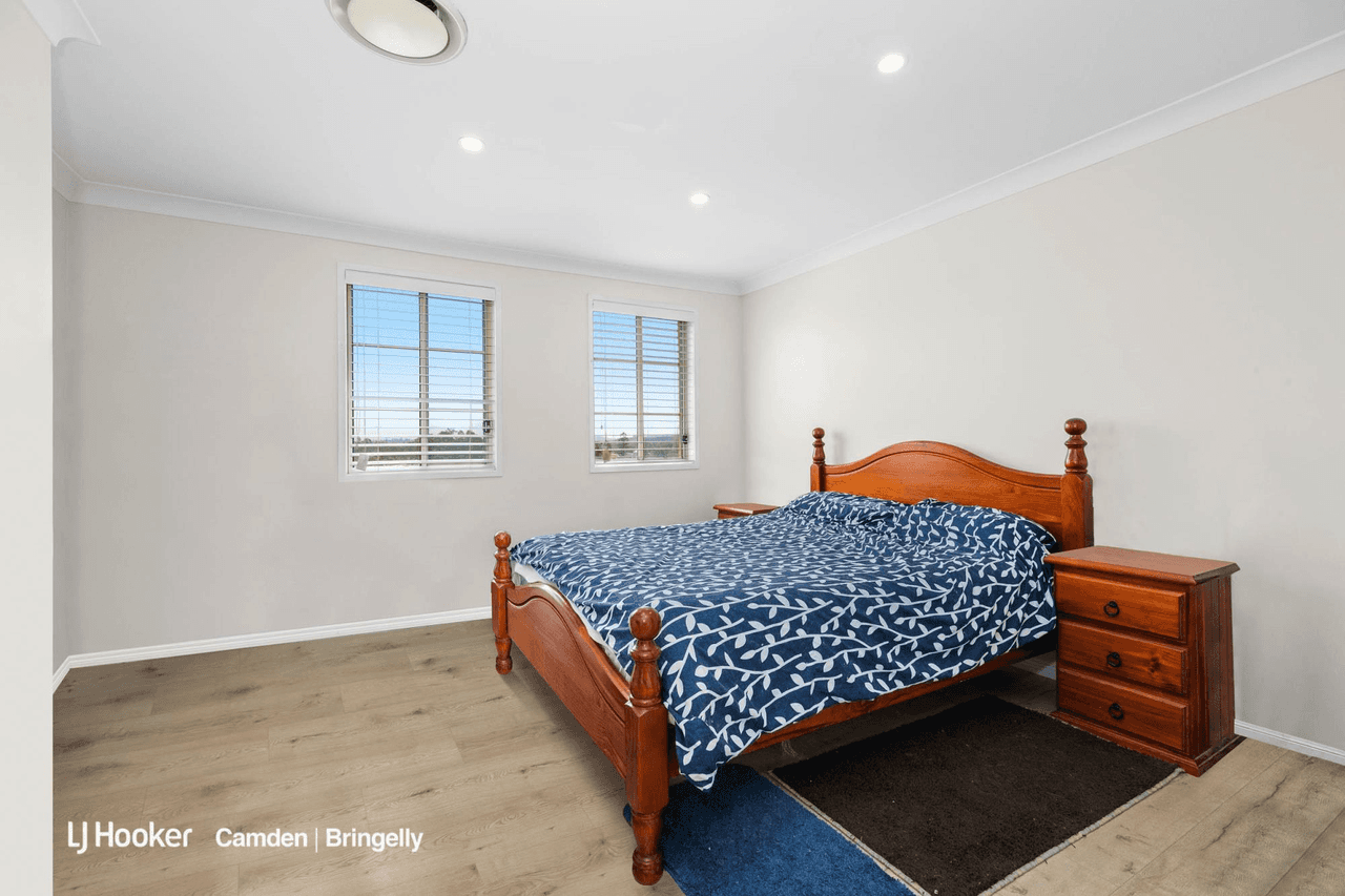 11 Curtin Place, NARELLAN VALE, NSW 2567