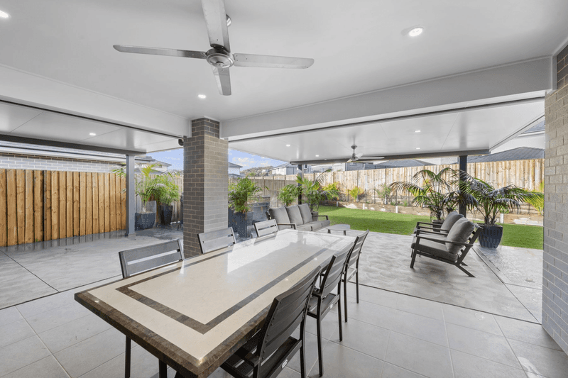 3 Breakers Way, FORRESTERS BEACH, NSW 2260