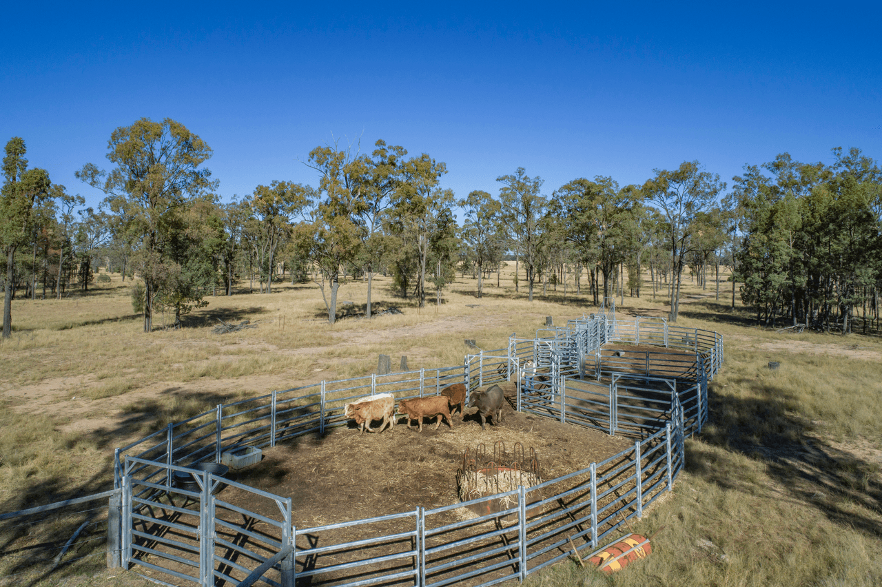 'Pine Hill', CHINCHILLA, QLD 4413