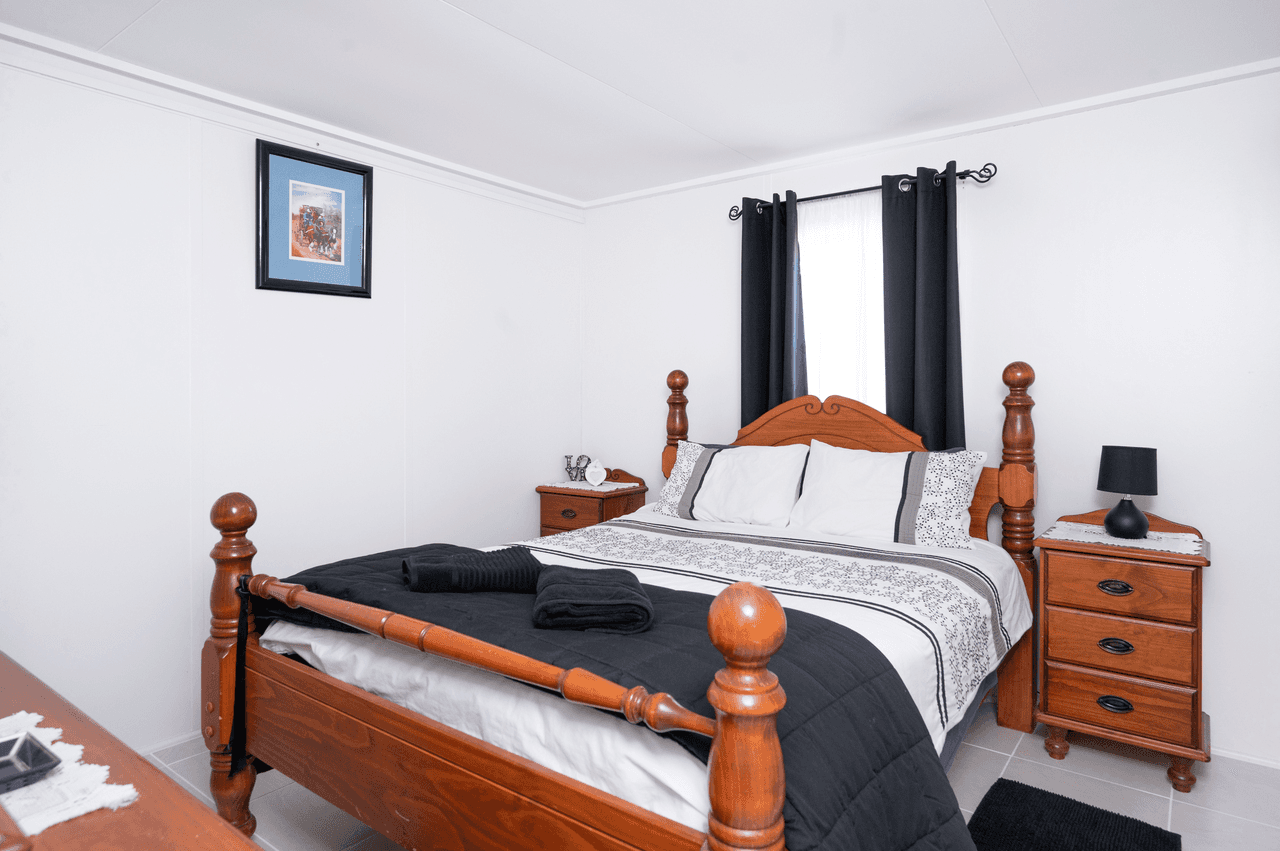 'Pine Hill', CHINCHILLA, QLD 4413