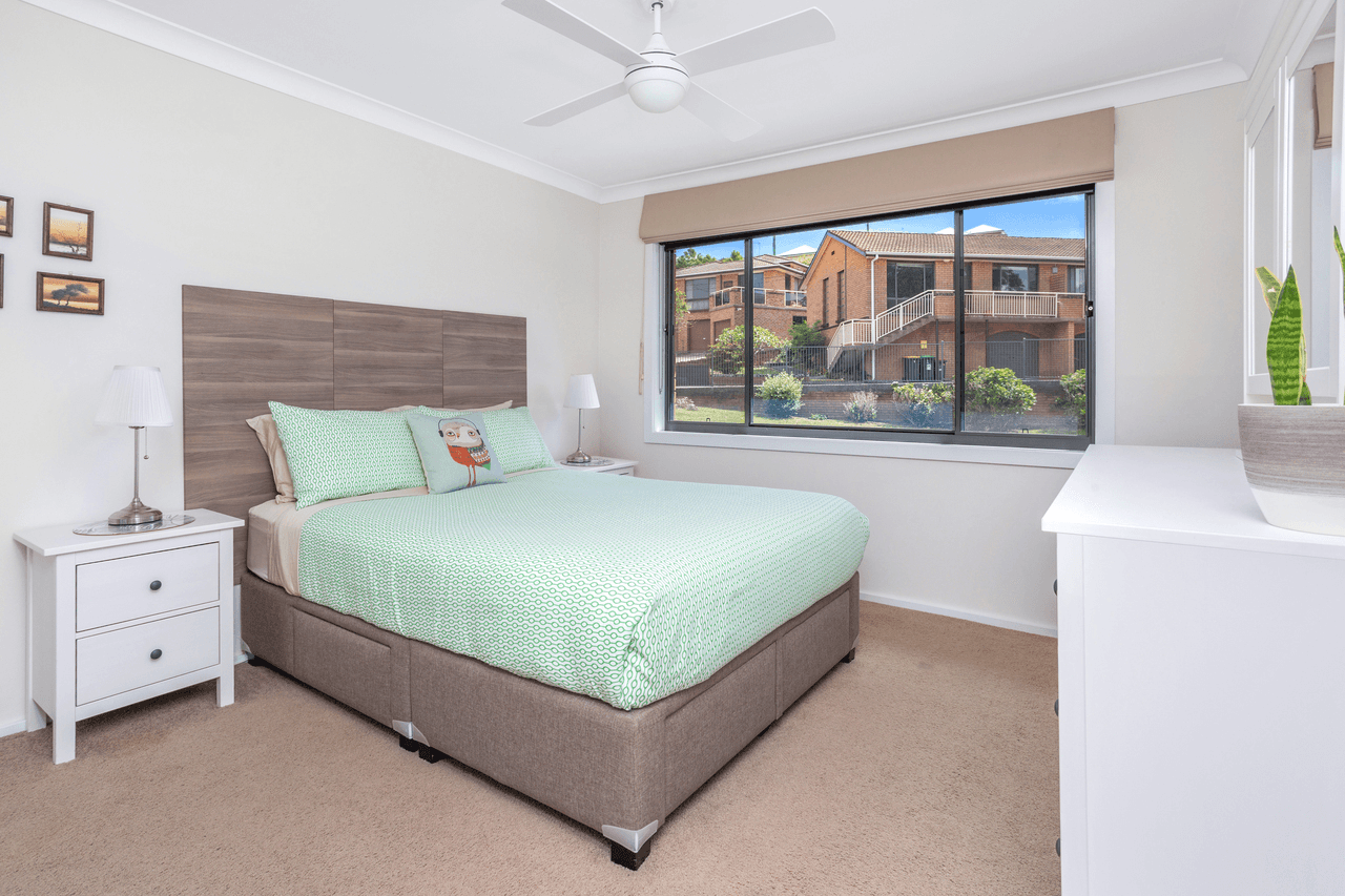 2/12-14 Swan Place, KIAMA, NSW 2533