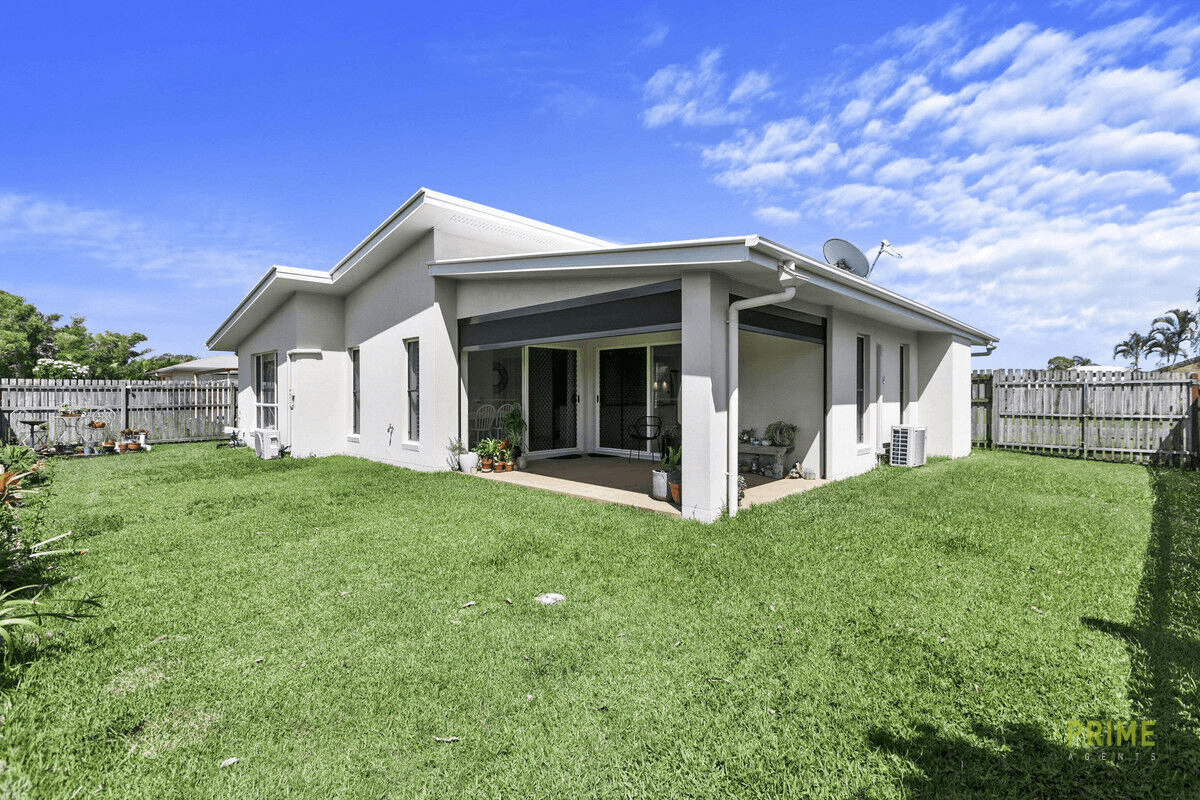 12 Spinnaker Drive, Point Vernon, QLD 4655