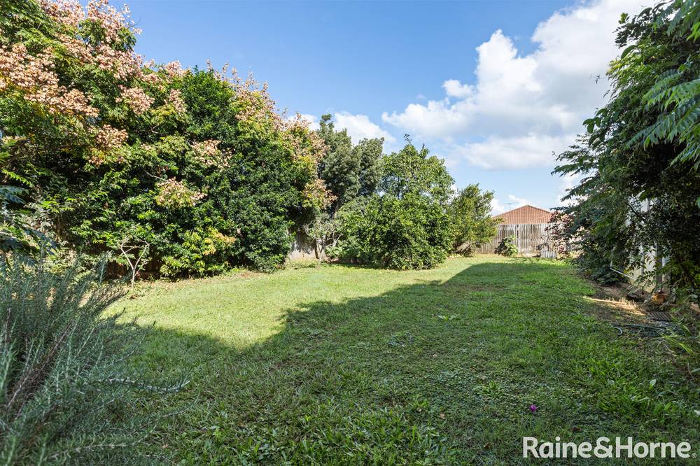 60 Sheaves Road, KALLANGUR, QLD 4503