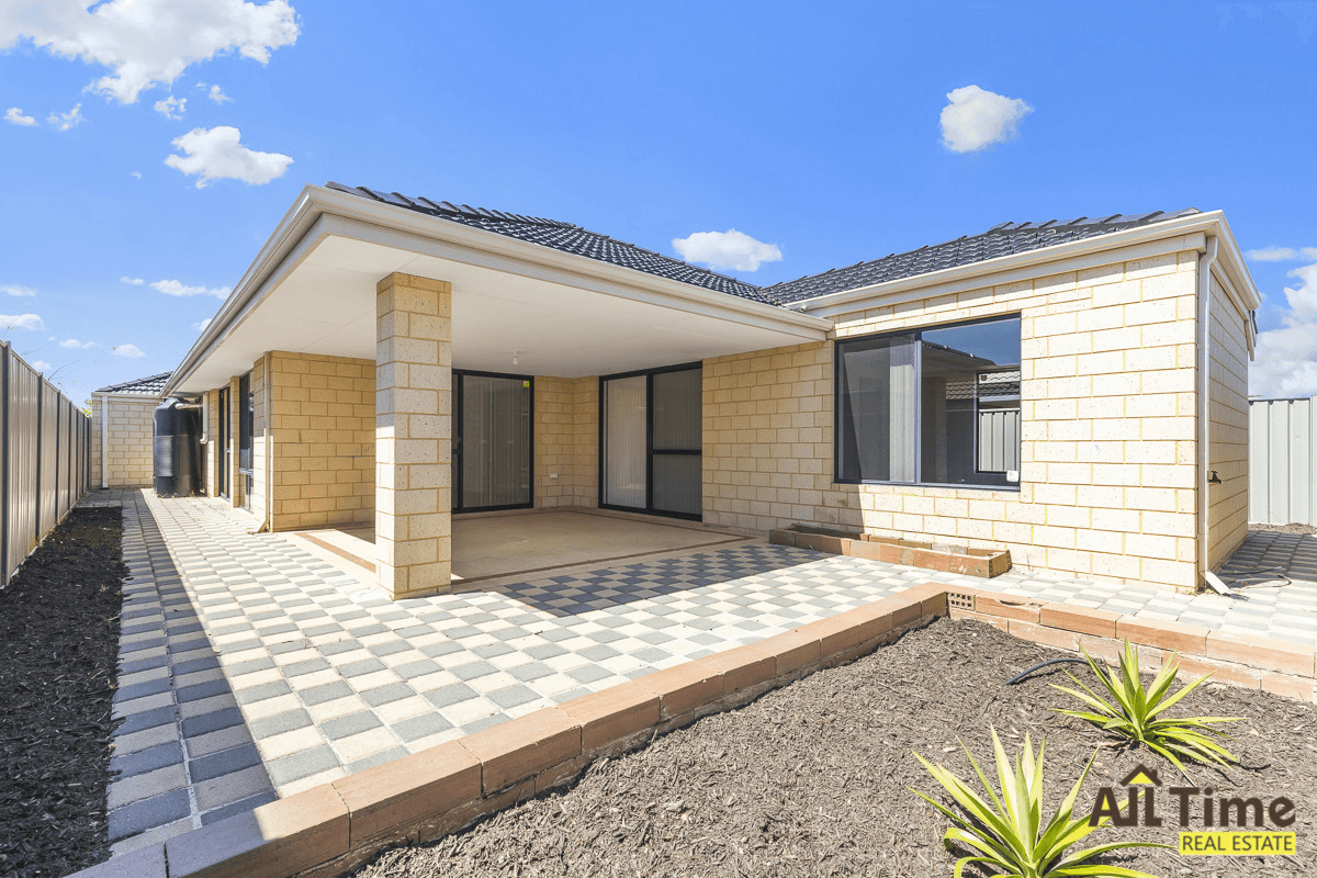 8 Blacksmith Street, Queens Park, WA 6107