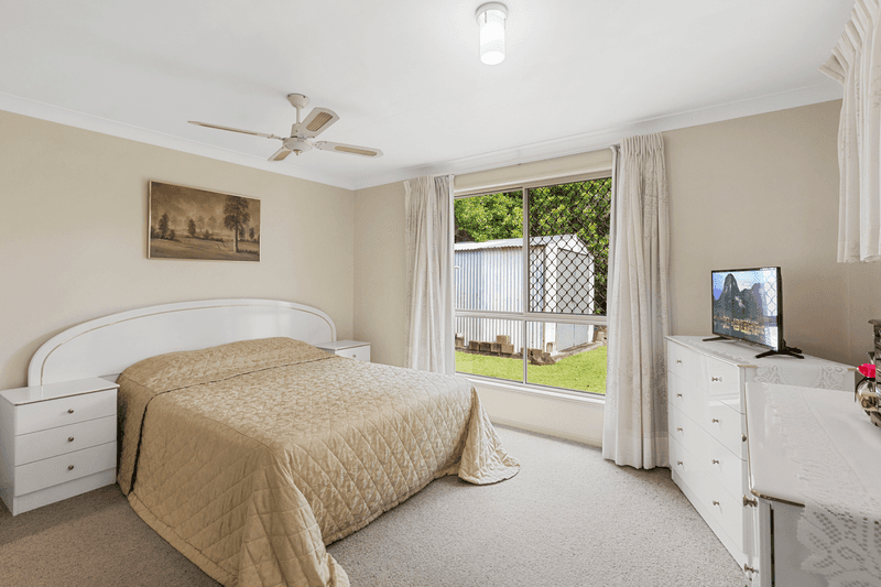 81 Amarina Avenue, MOOLOOLABA, QLD 4557