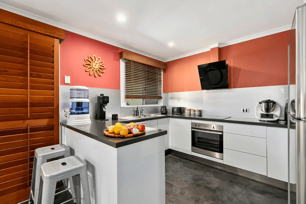 1 Satinay Drive, TEWANTIN, QLD 4565