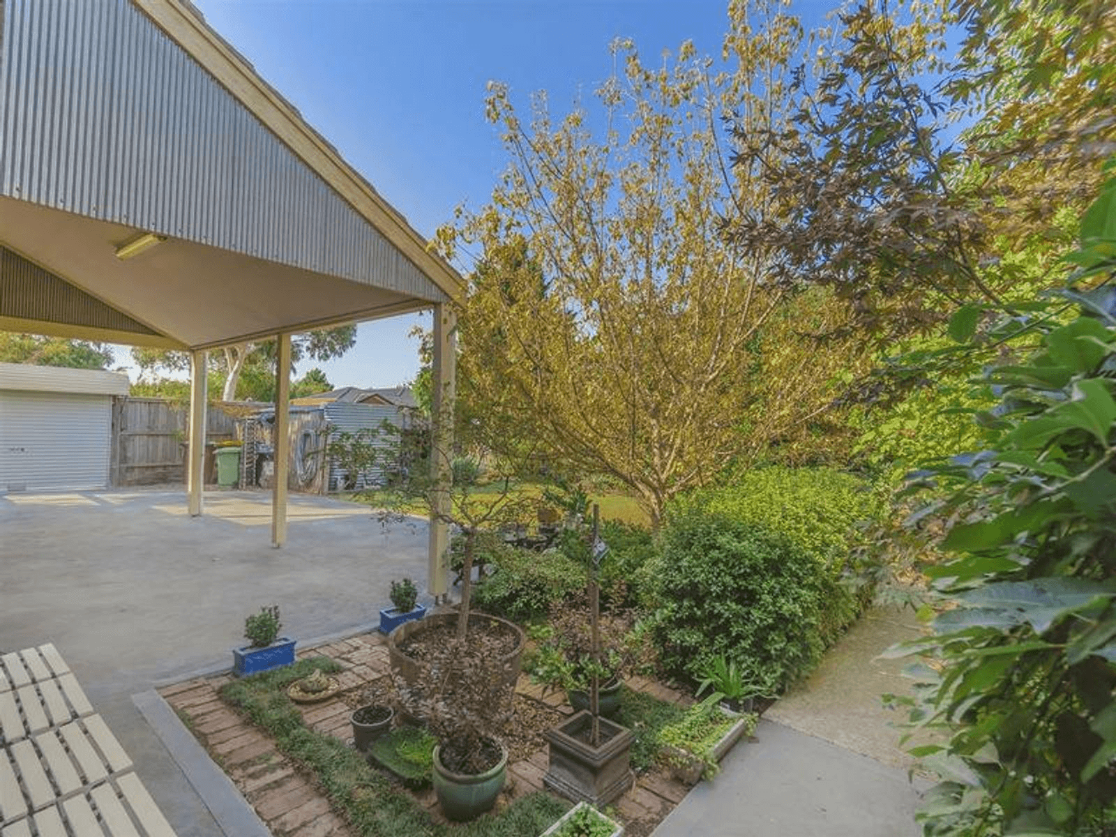 16 Manley Ave, ROXBURGH PARK, VIC 3064