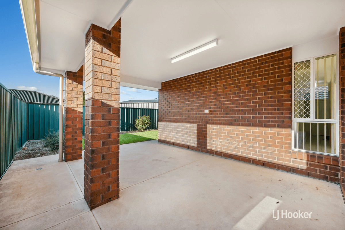 6 Cronin Avenue, BLAKEVIEW, SA 5114