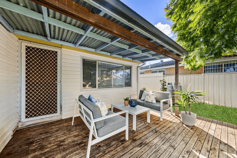 82 Trafalgar Avenue, WOY WOY, NSW 2256