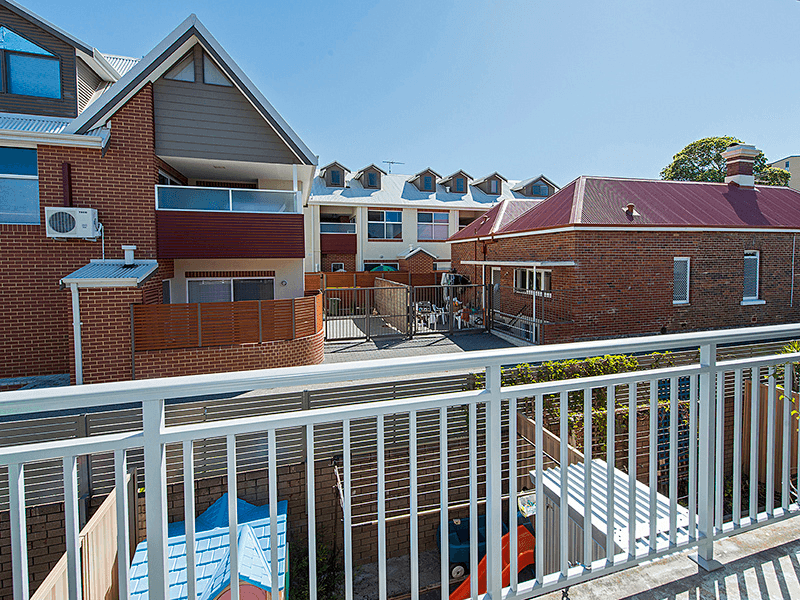 12/323 Stirling Street, Highgate, WA 6003