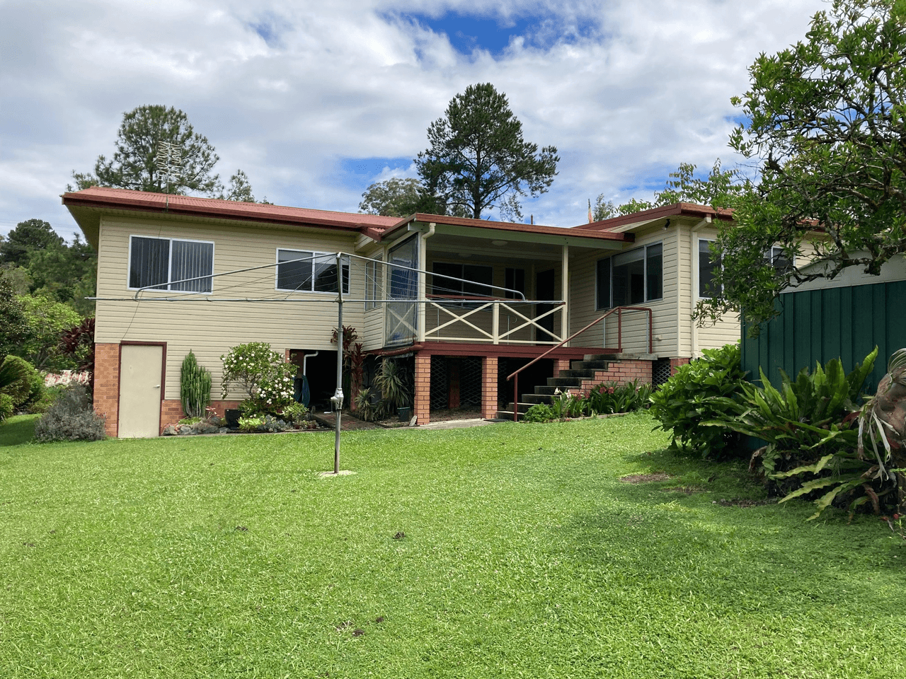 17 Bowra Street, BELLINGEN, NSW 2454