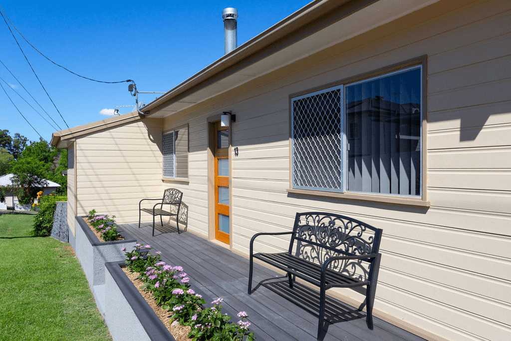 13 Raymond Street, North Ipswich, QLD 4305