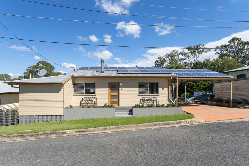 13 Raymond Street, North Ipswich, QLD 4305