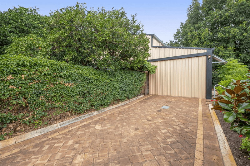 16 Clarence Road, Armadale, WA 6112