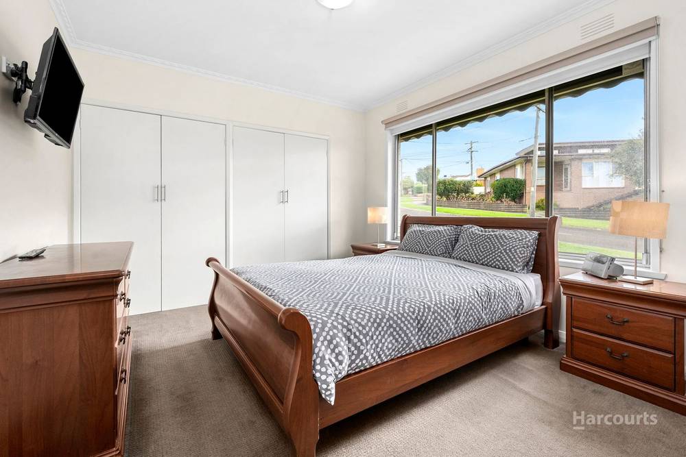 12 Royal Crescent, Hamlyn Heights, VIC 3215
