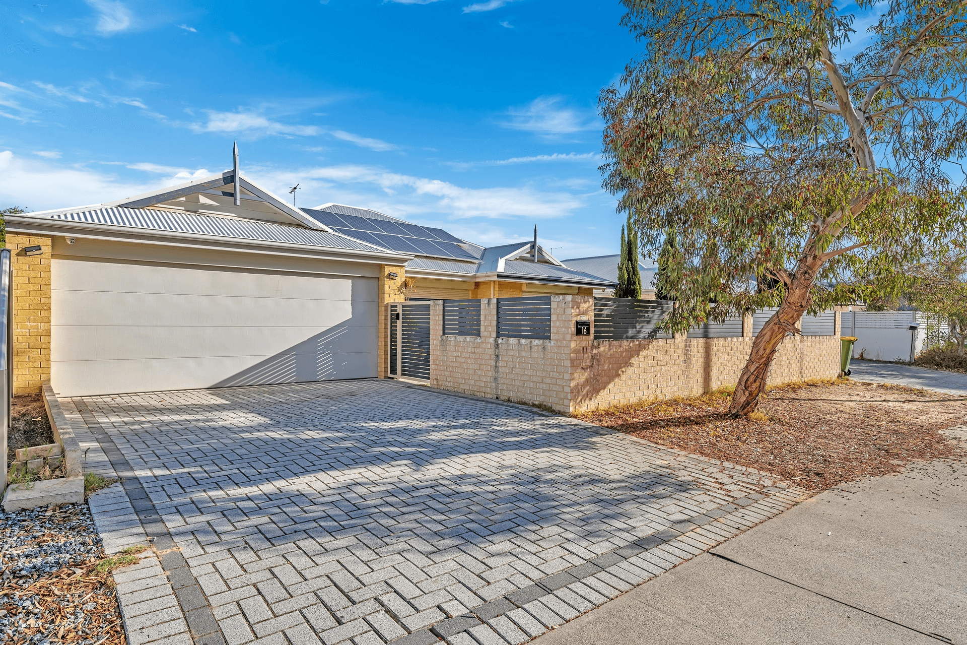 16 Kwella Entrance, Greenfields, WA 6210