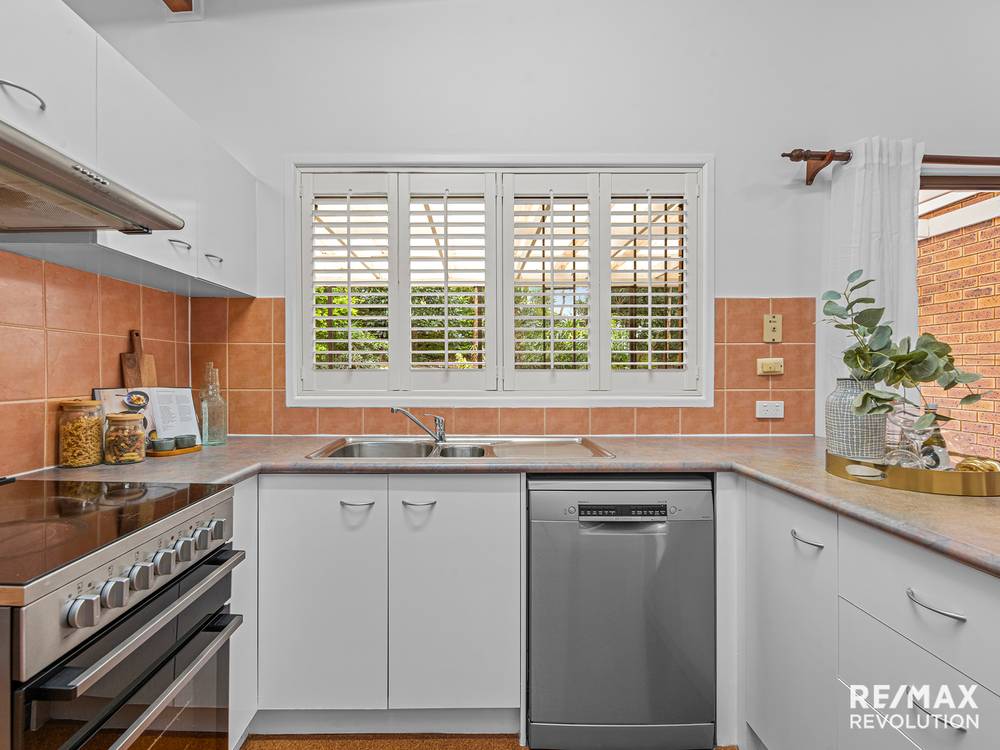 14 Avenell Street, WISHART, QLD 4122
