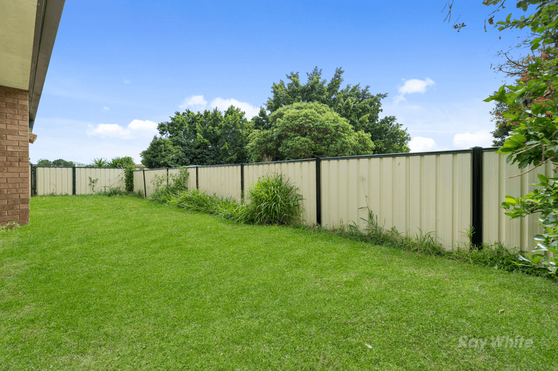 2 Lewis Place, CALAMVALE, QLD 4116