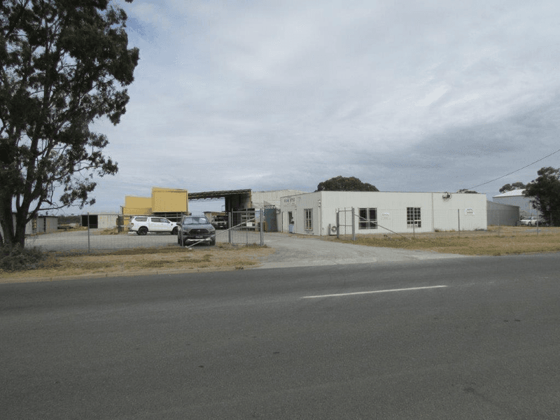 27  Dimboola Road, WARRACKNABEAL, VIC 3393