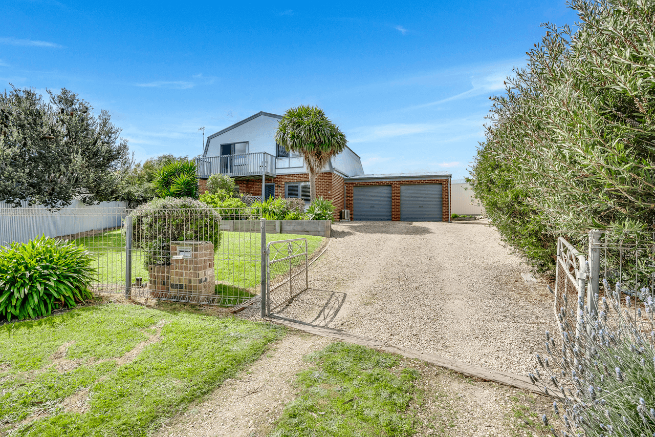 26 Cave Street, GOOLWA BEACH, SA 5214