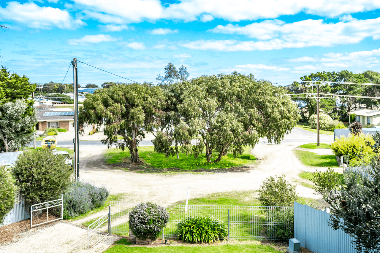 26 Cave Street, GOOLWA BEACH, SA 5214