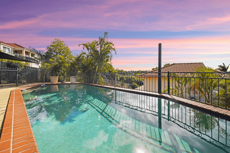 9 Ilminster Crescent, MUDGEERABA, QLD 4213