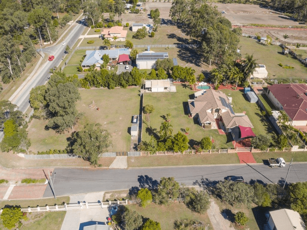 2-12 Belvedere Drive, PARK RIDGE, QLD 4125