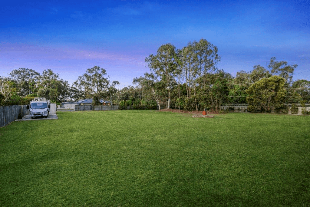 2-12 Belvedere Drive, PARK RIDGE, QLD 4125