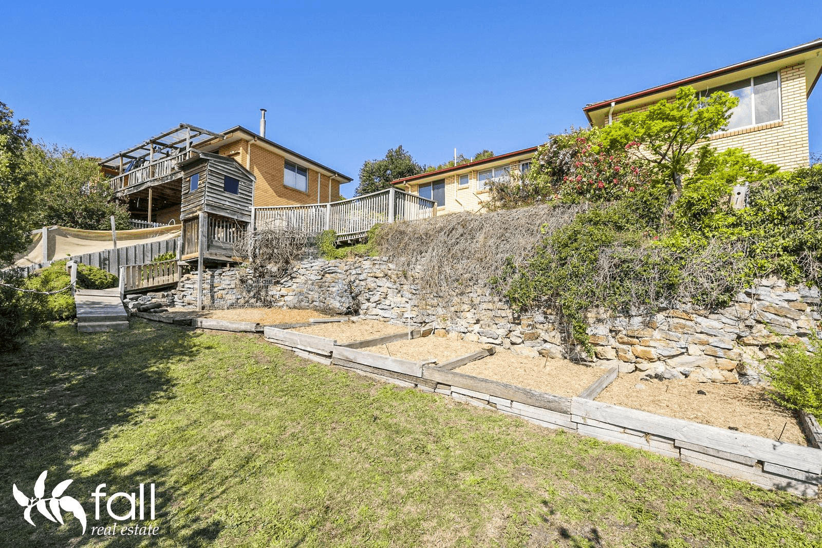 46 St Helens Street, LINDISFARNE, TAS 7015