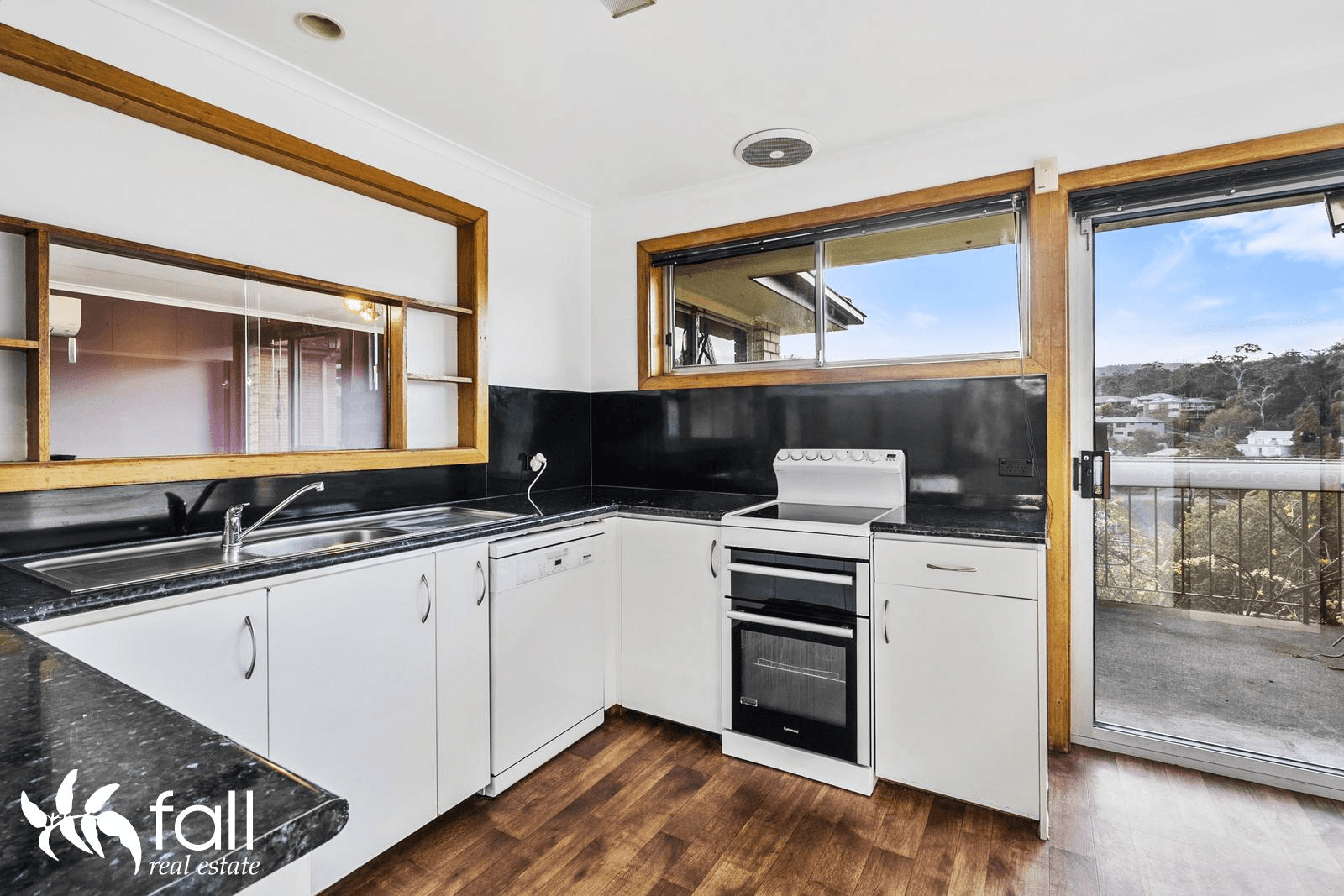 46 St Helens Street, LINDISFARNE, TAS 7015