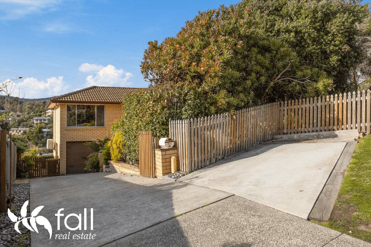 46 St Helens Street, LINDISFARNE, TAS 7015