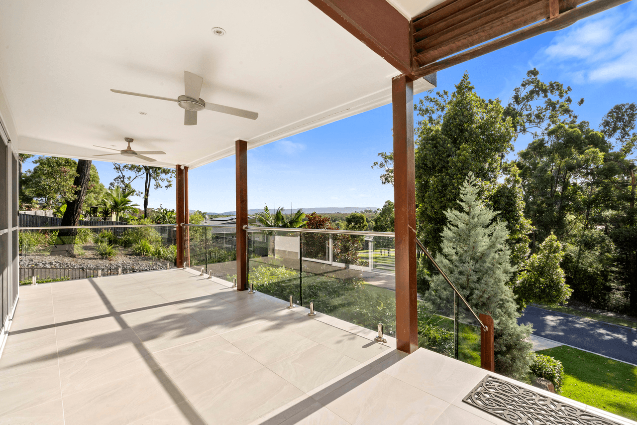 13 Pendragon Drive, COOMERA WATERS, QLD 4209