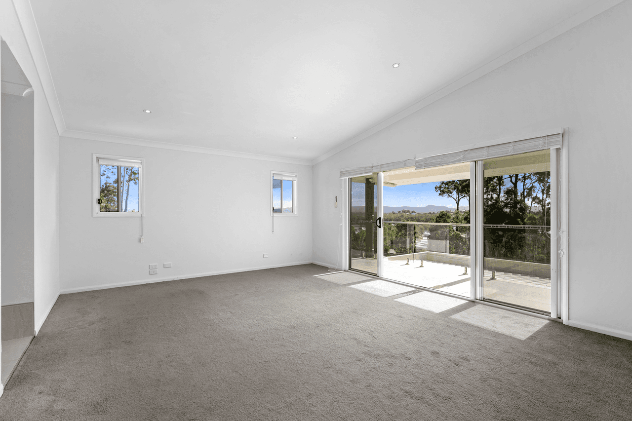 13 Pendragon Drive, COOMERA WATERS, QLD 4209