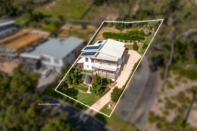 13 Pendragon Drive, COOMERA WATERS, QLD 4209