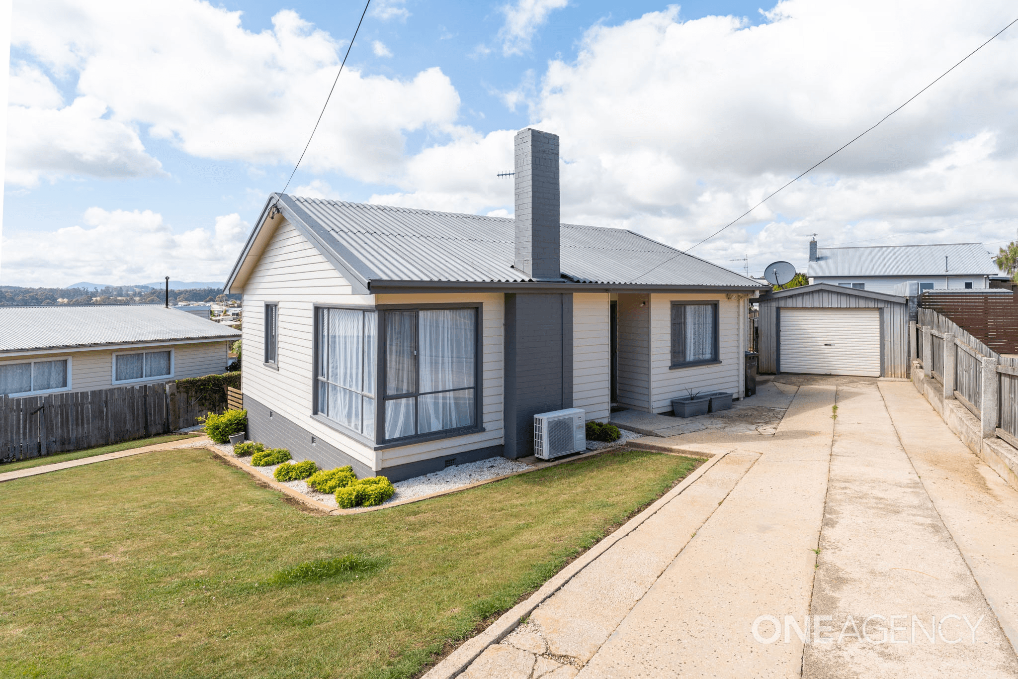 12 Woodward Avenue, Hillcrest, TAS 7320