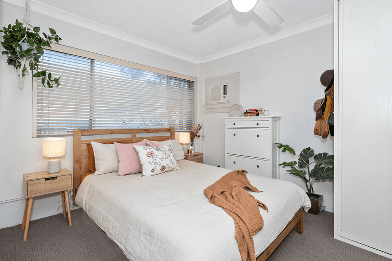 2/48 Nesca Parade, The Hill, NSW 2300