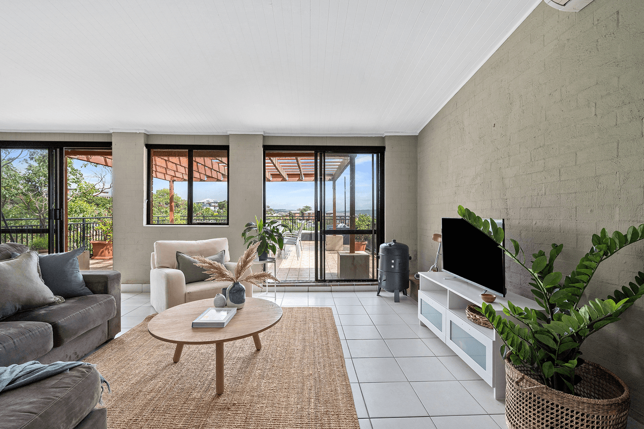 2/48 Nesca Parade, The Hill, NSW 2300