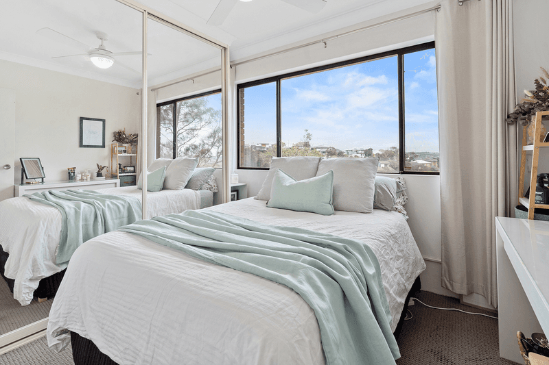 2/48 Nesca Parade, The Hill, NSW 2300