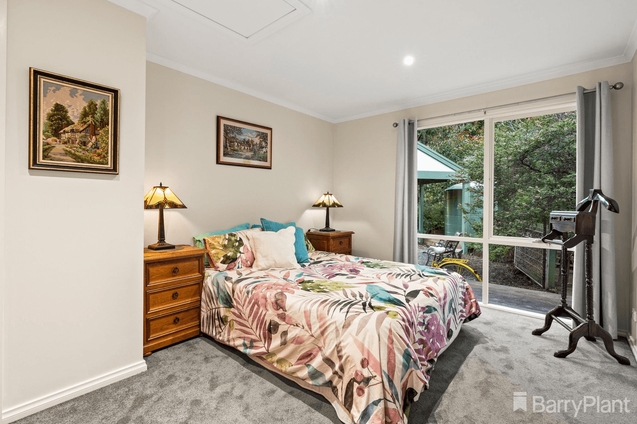 23 Bellbird Crescent, EMERALD, VIC 3782