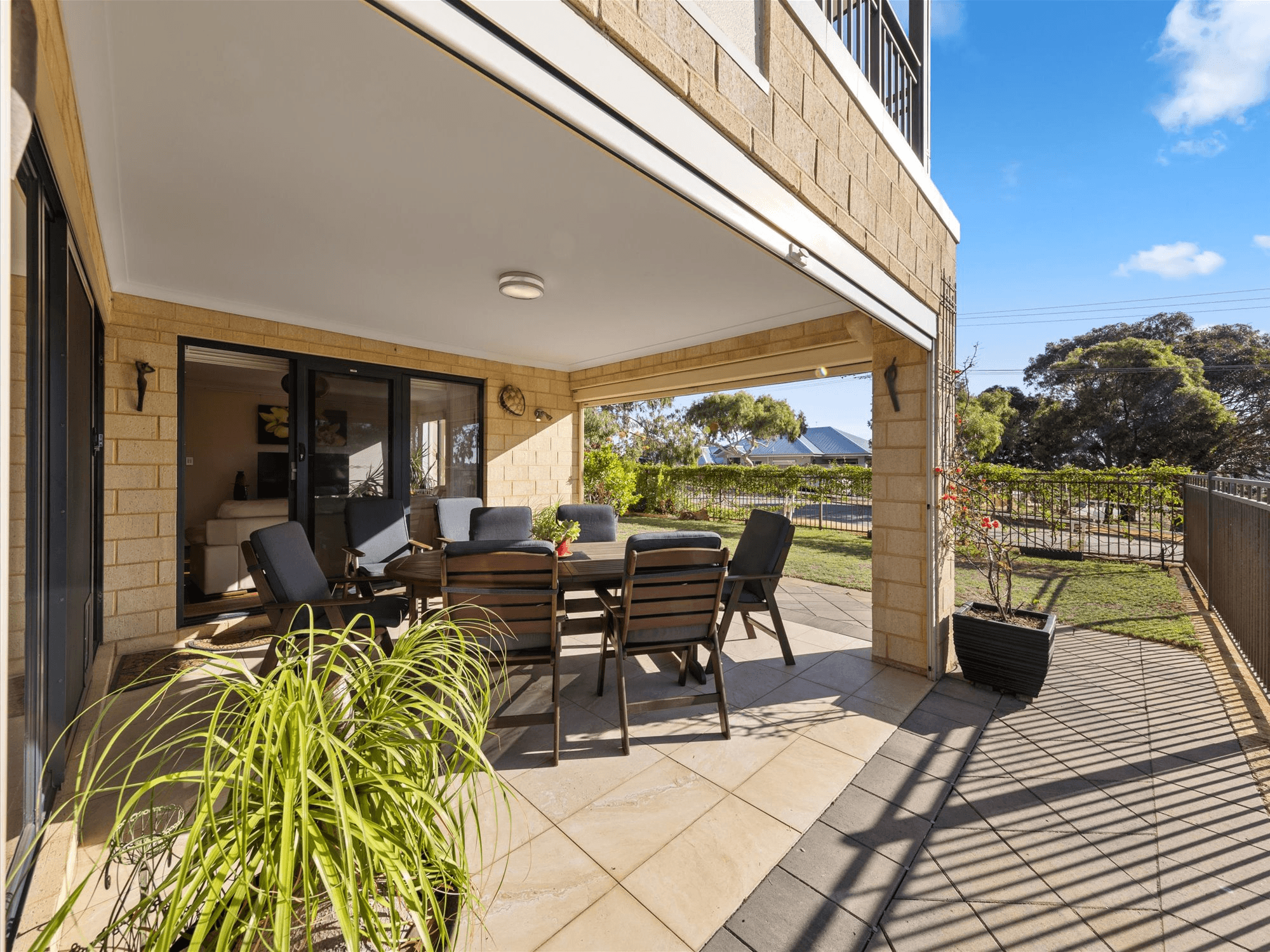 54 Bourbon Street, HAMILTON HILL, WA 6163