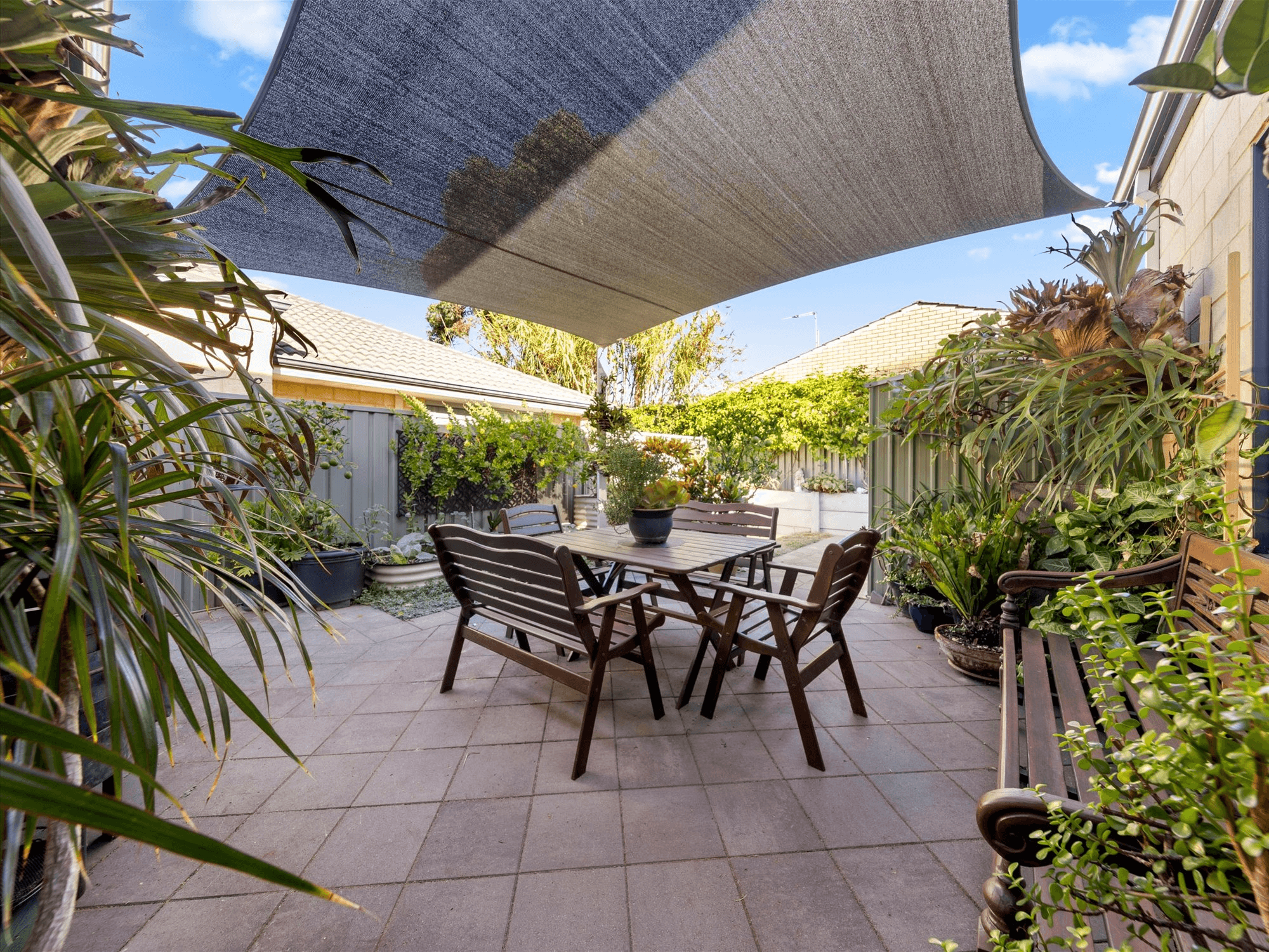 54 Bourbon Street, HAMILTON HILL, WA 6163