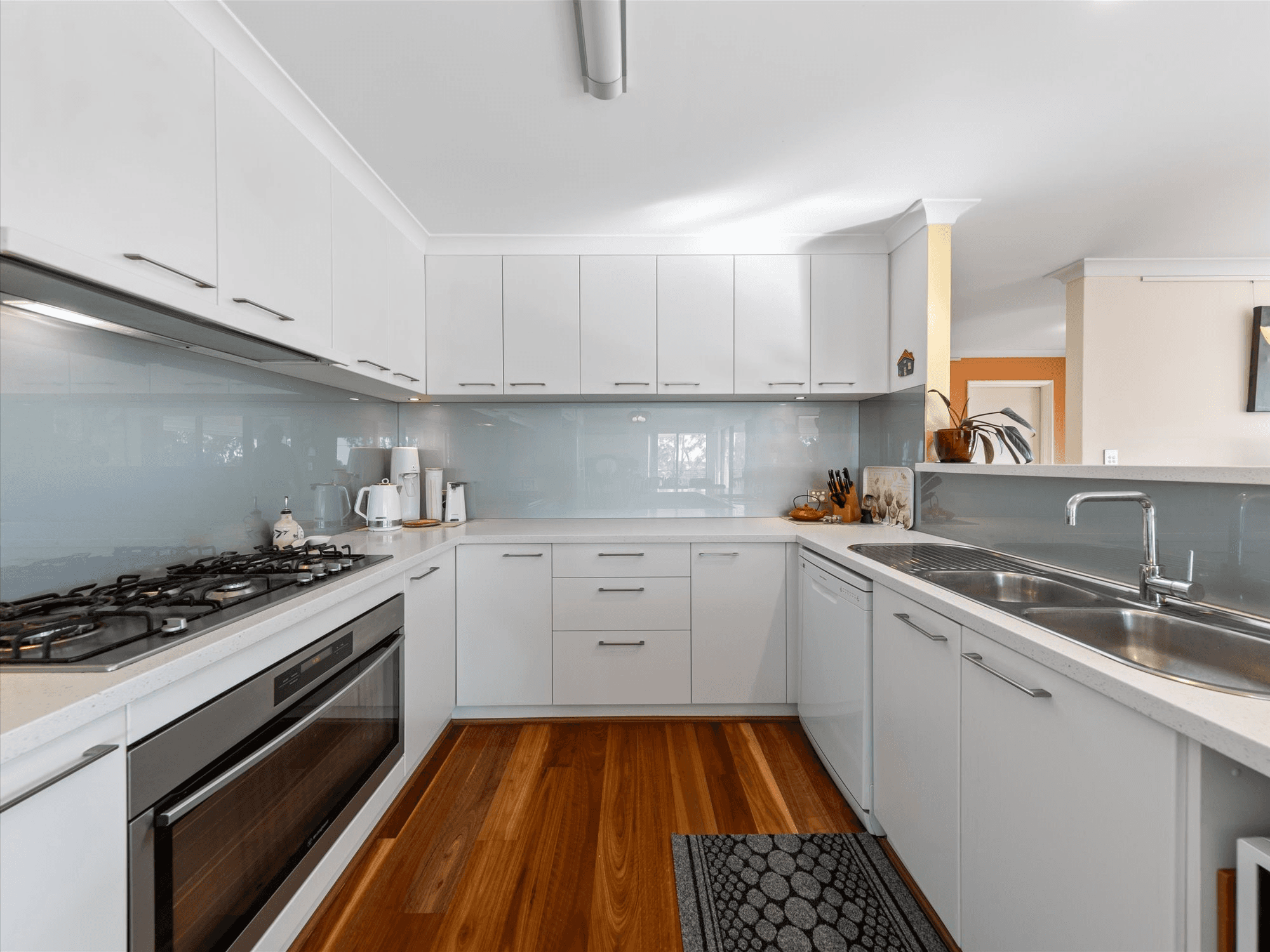 54 Bourbon Street, HAMILTON HILL, WA 6163
