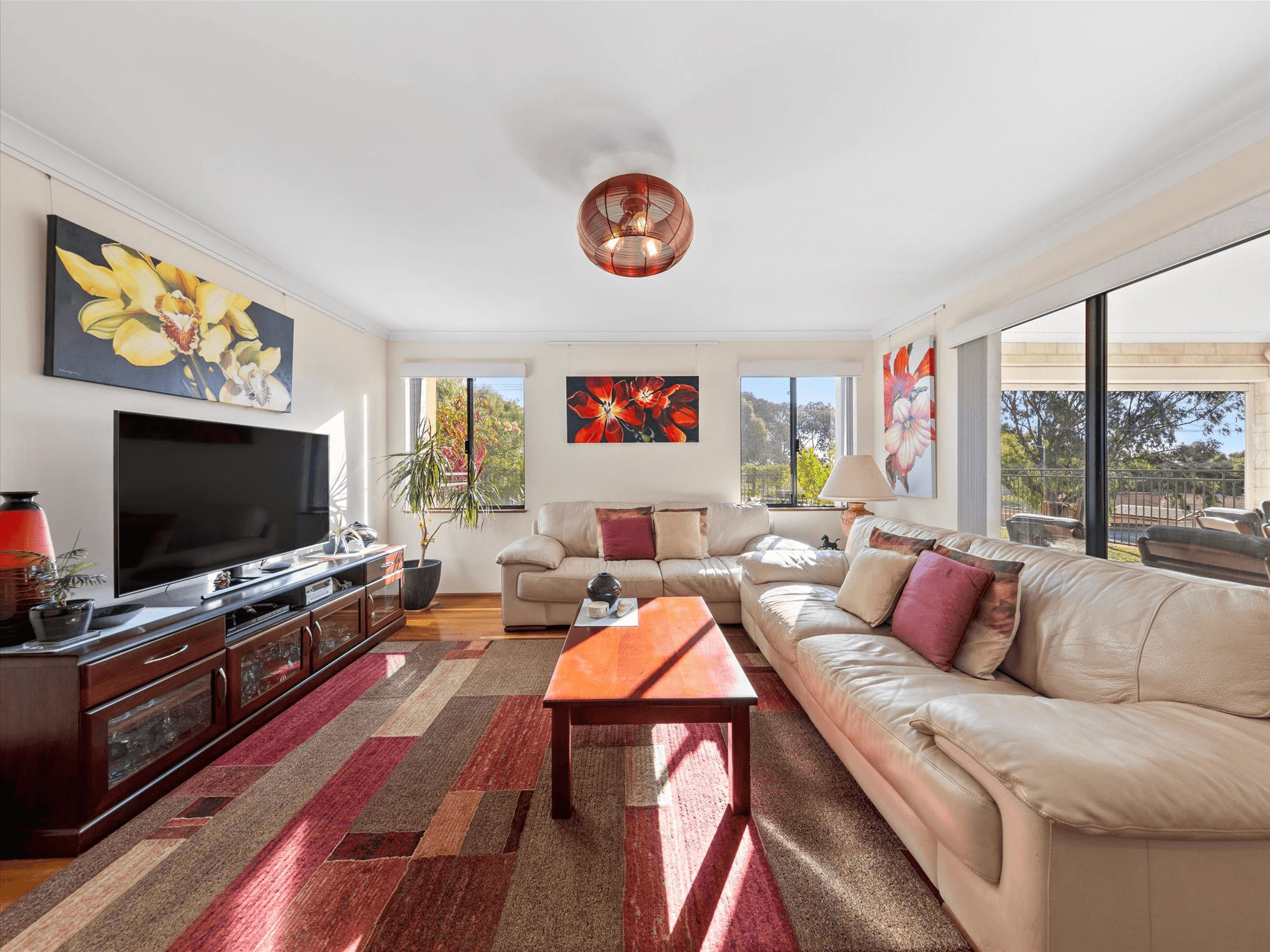 54 Bourbon Street, HAMILTON HILL, WA 6163