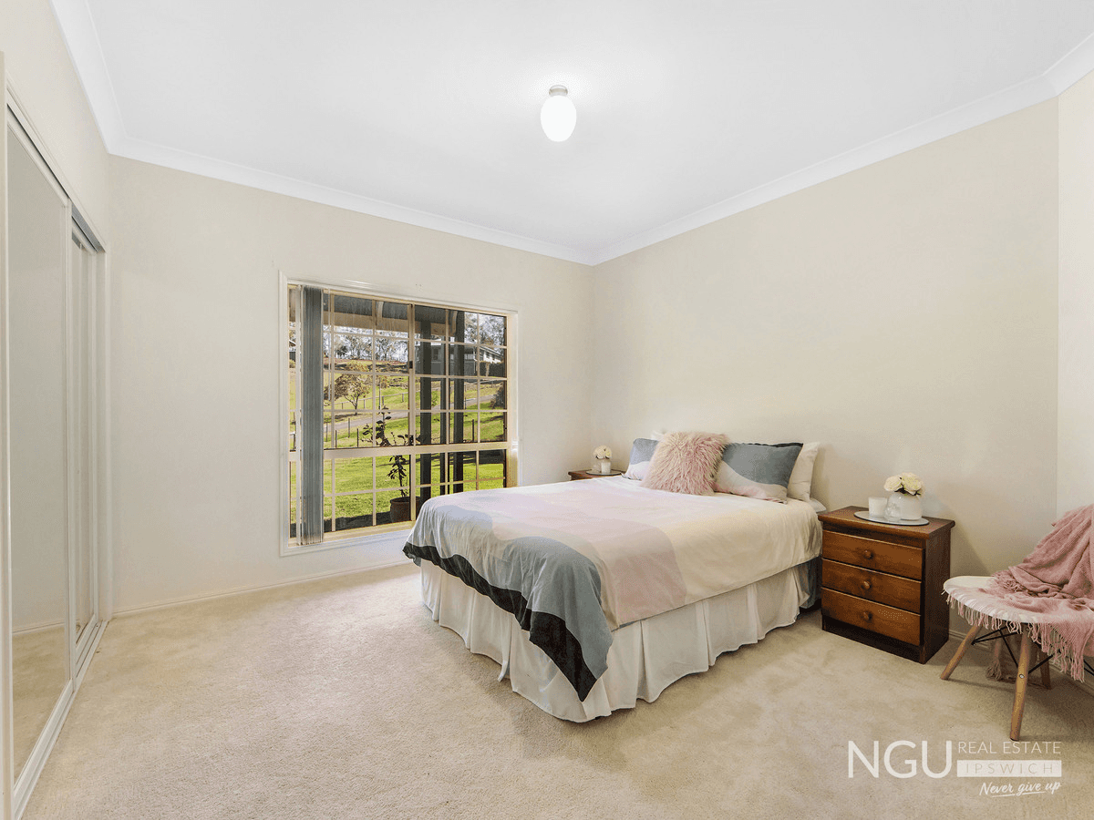 12 Willeen Court, Chuwar, QLD 4306