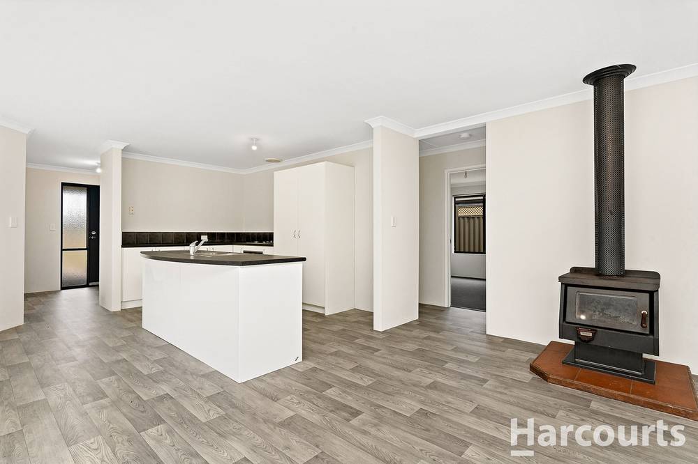 6 Chipper Way, SOUTH YUNDERUP, WA 6208