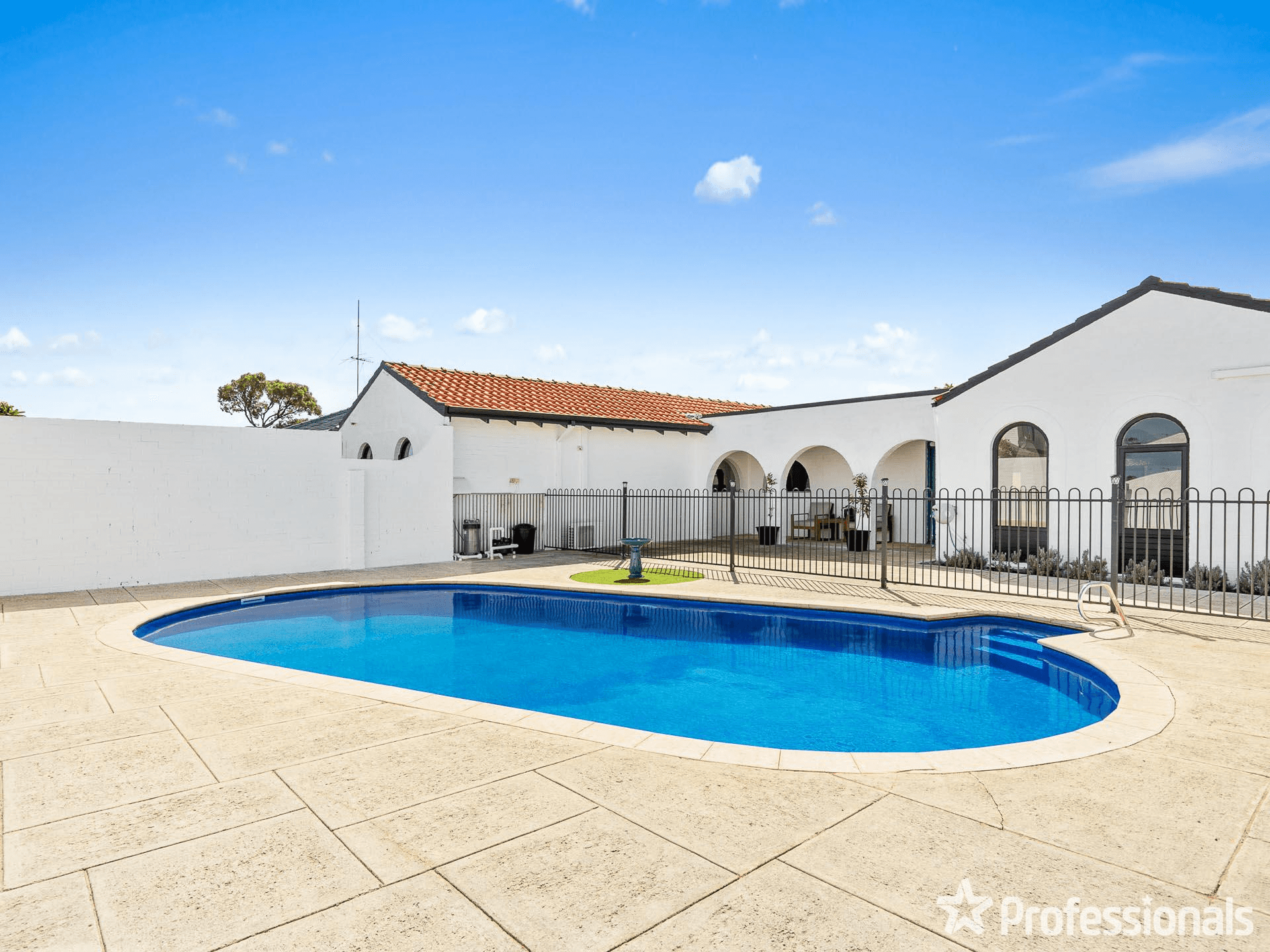 24 Frederick Street, SHOALWATER, WA 6169