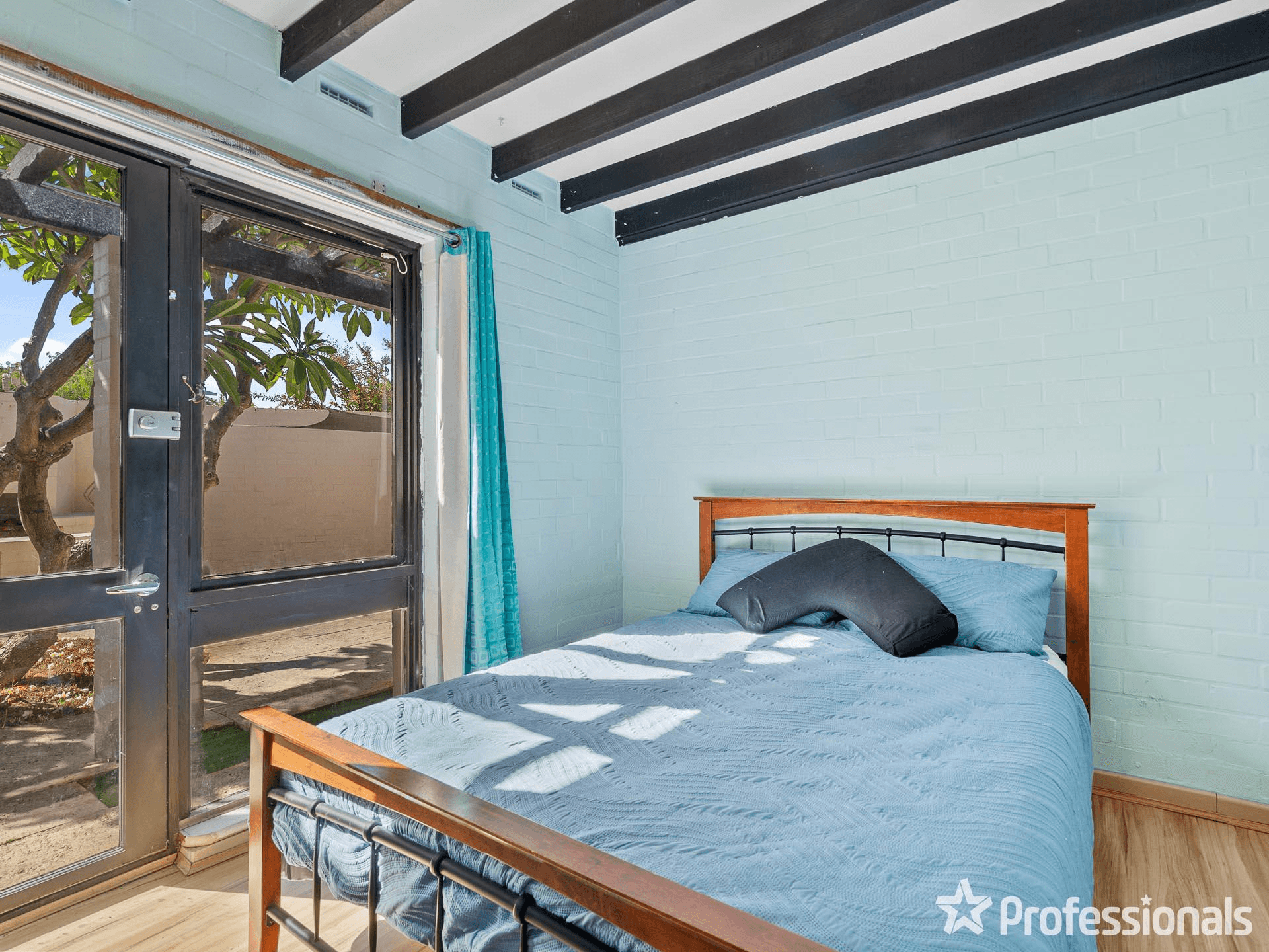 24 Frederick Street, SHOALWATER, WA 6169