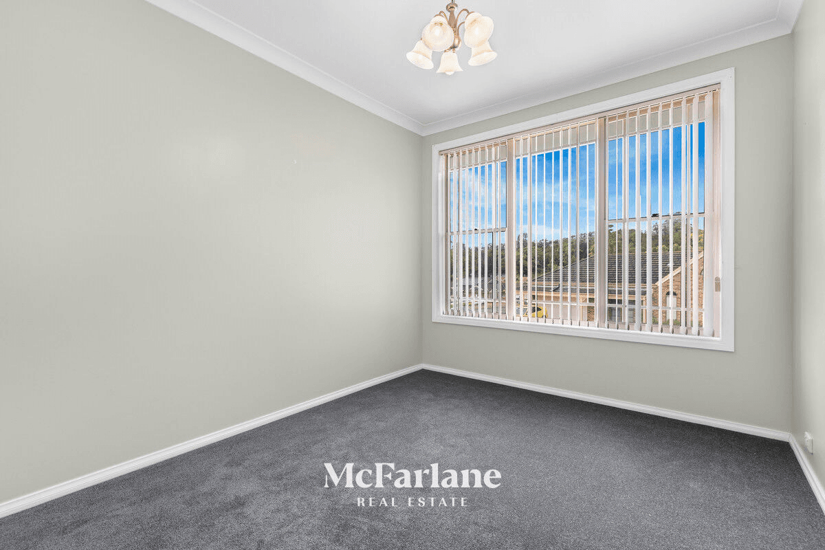 2 Hume Close, Macquarie Hills, NSW 2285