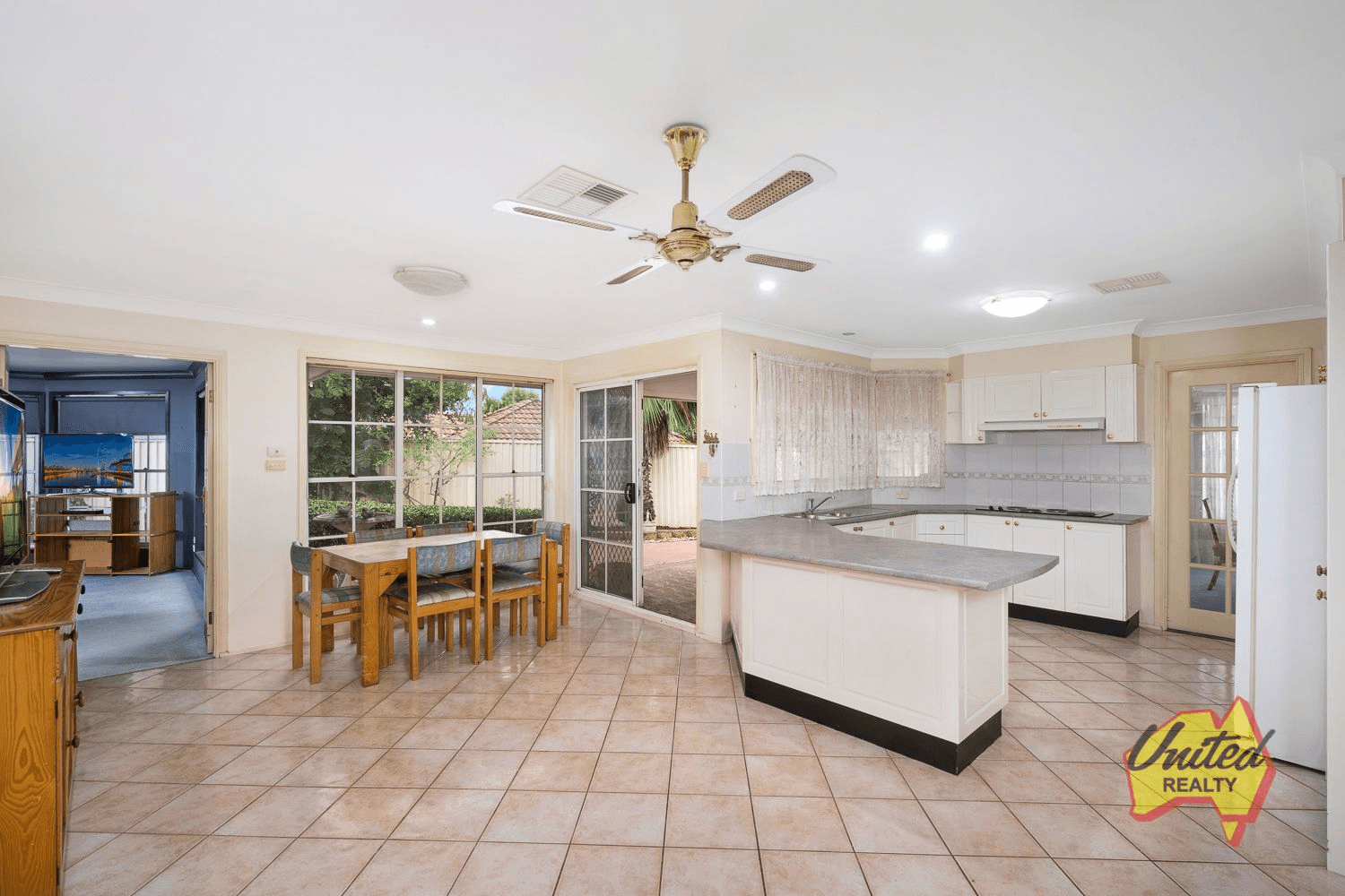 17 Blacket Place, West Hoxton, NSW 2171